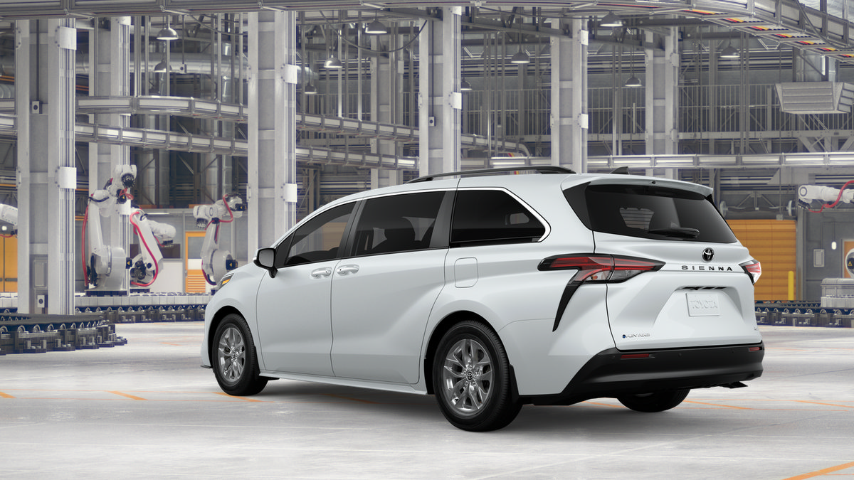 New 2026 Toyota Sienna XLE AWD/4WD image 6