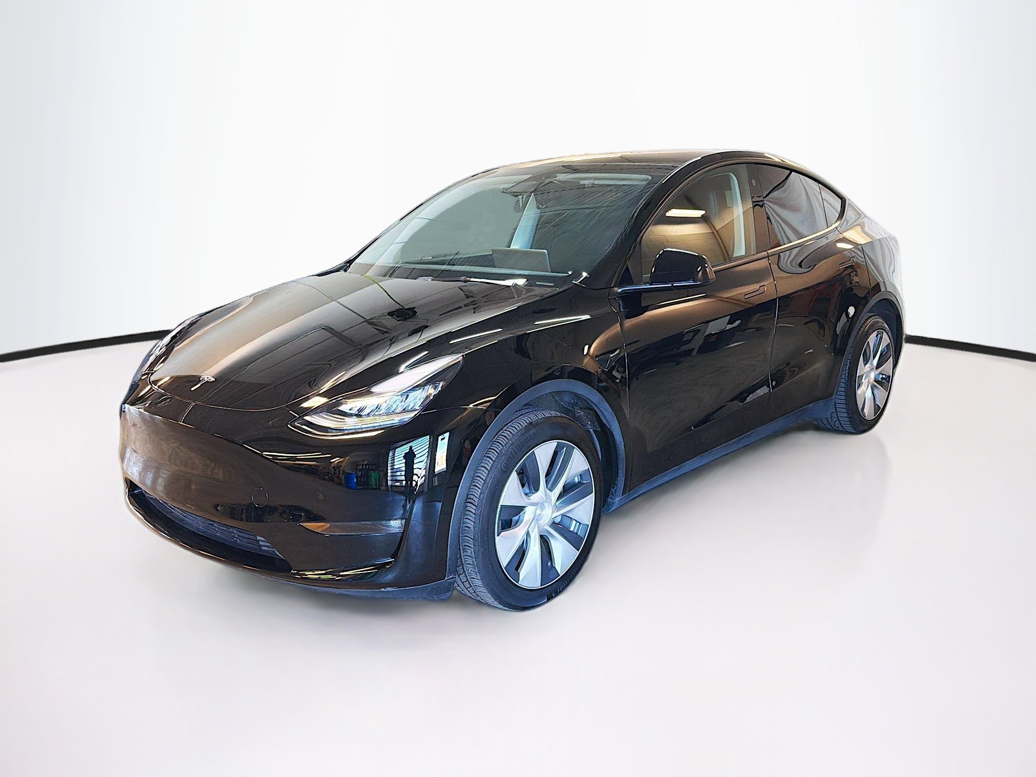Used 2023 Tesla Model Y Long Range image 3