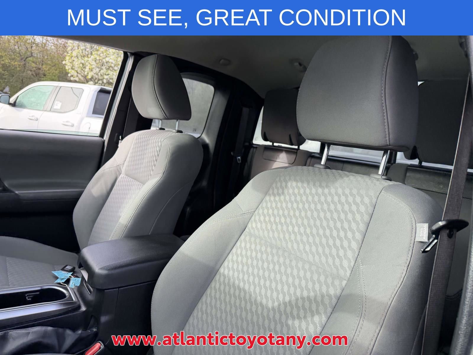 Used 2023 Toyota Tacoma SR5 RWD image 17