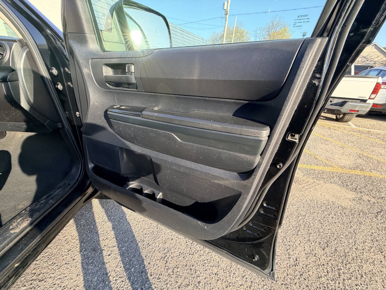 Used 2014 Toyota Tundra SR AWD/4WD image 46