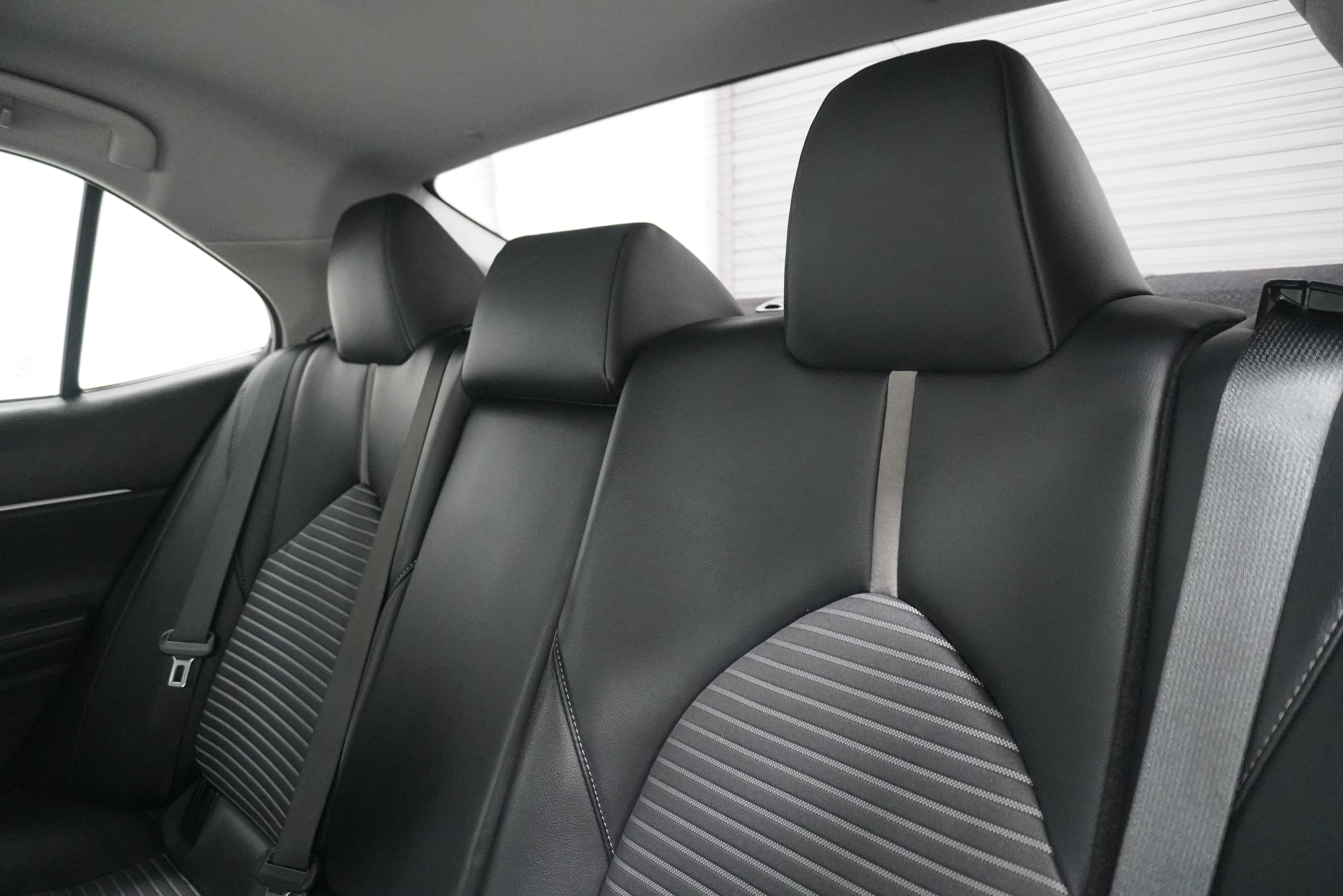 Used 2023 Toyota Camry SE FWD image 13