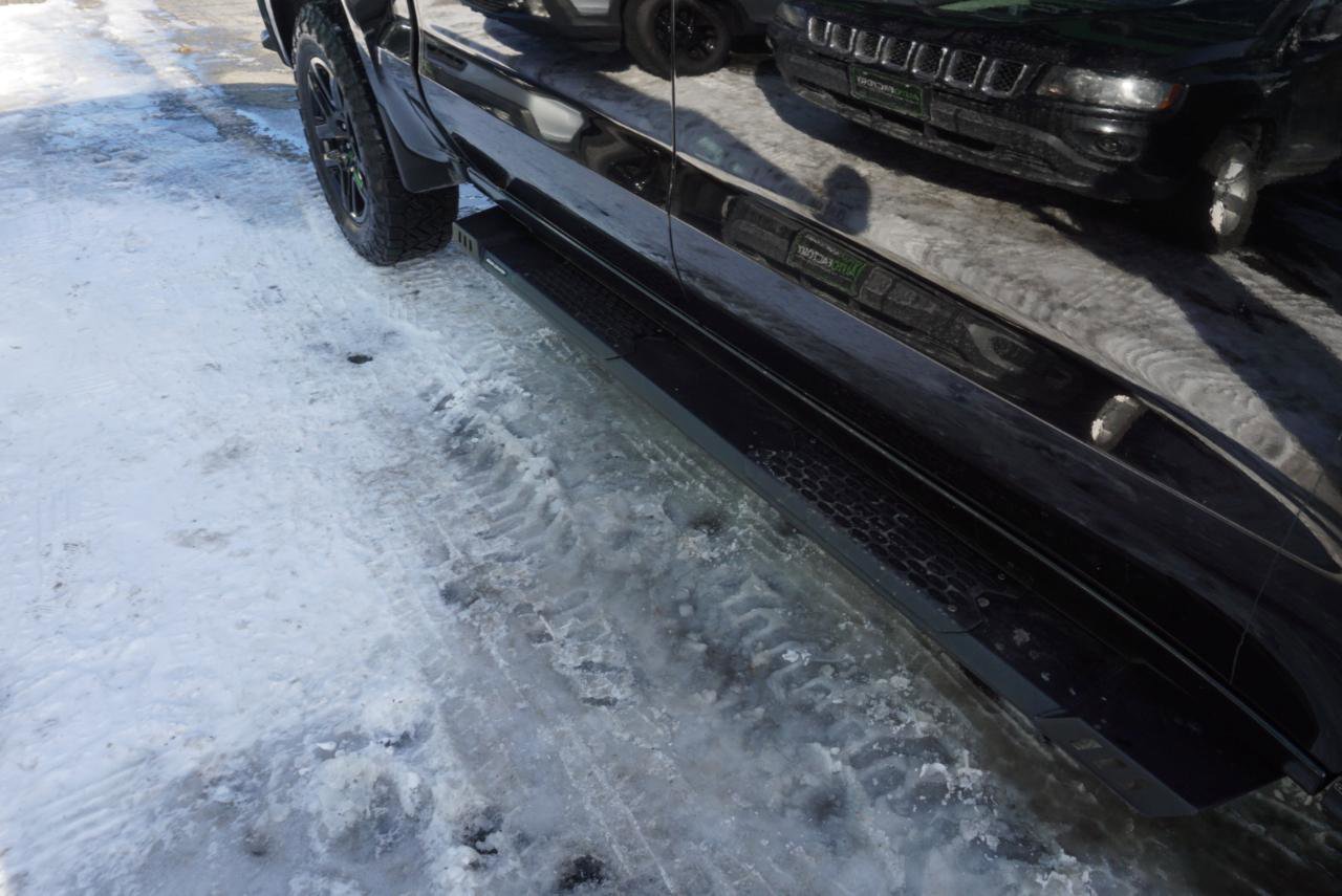 Used 2021 Chevrolet Silverado 1500 LT Trail Boss image 5