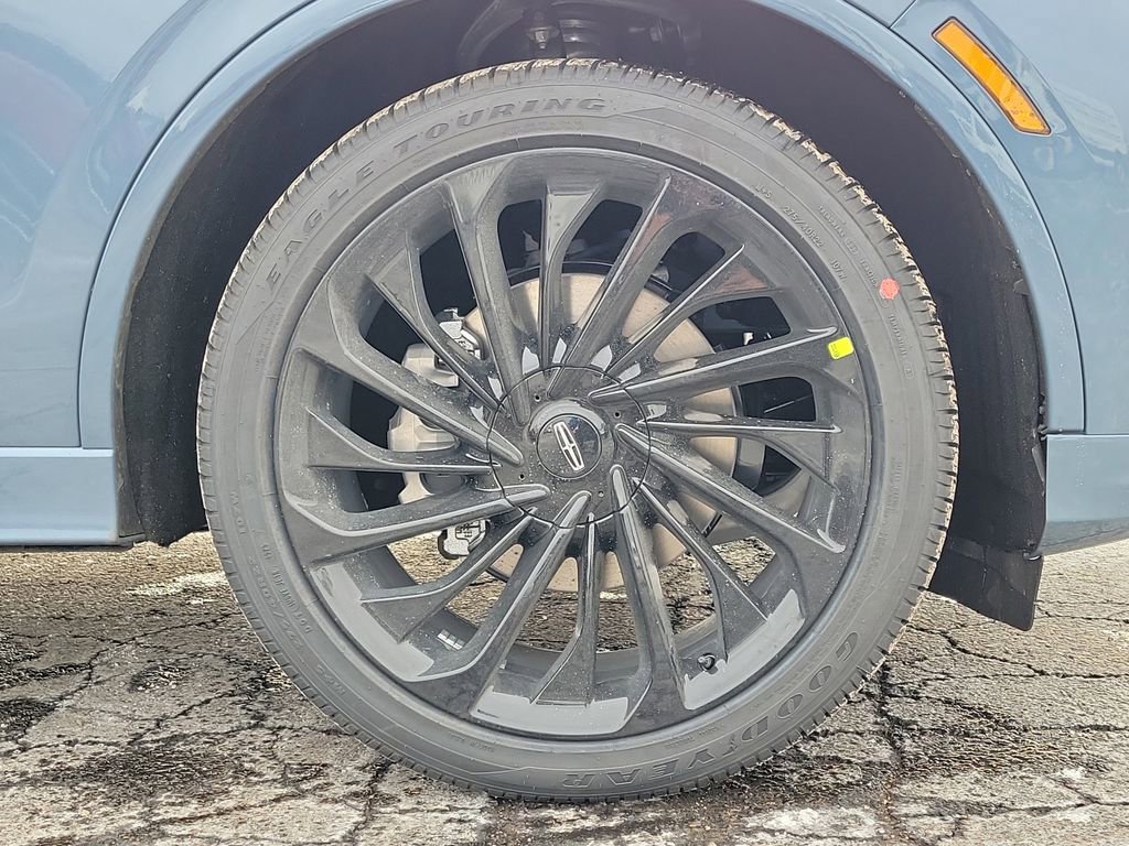 New 2026 Lincoln Aviator Reserve AWD/4WD image 9
