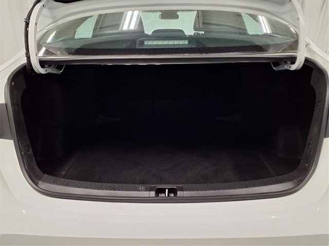 Used 2023 Toyota Corolla LE image 18