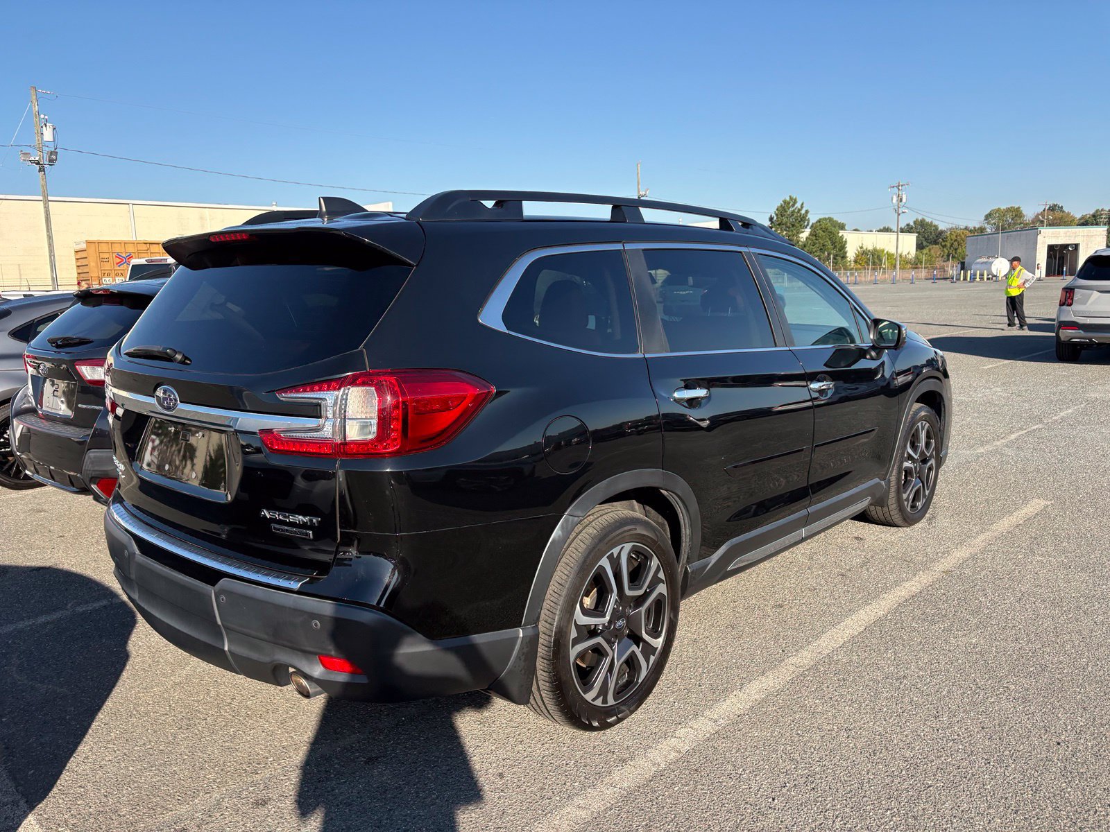 Used 2023 Subaru Ascent Touring AWD/4WD image 5