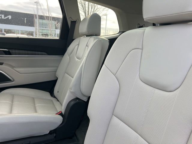 Certified 2023 Kia Telluride SX image 35