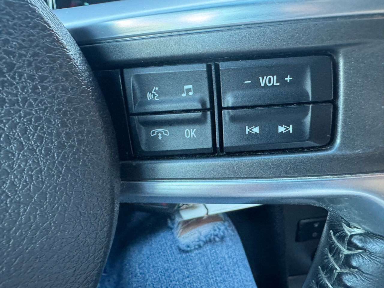 Used 2014 Ford Mustang GT w/ Equipment Group 301A image 16