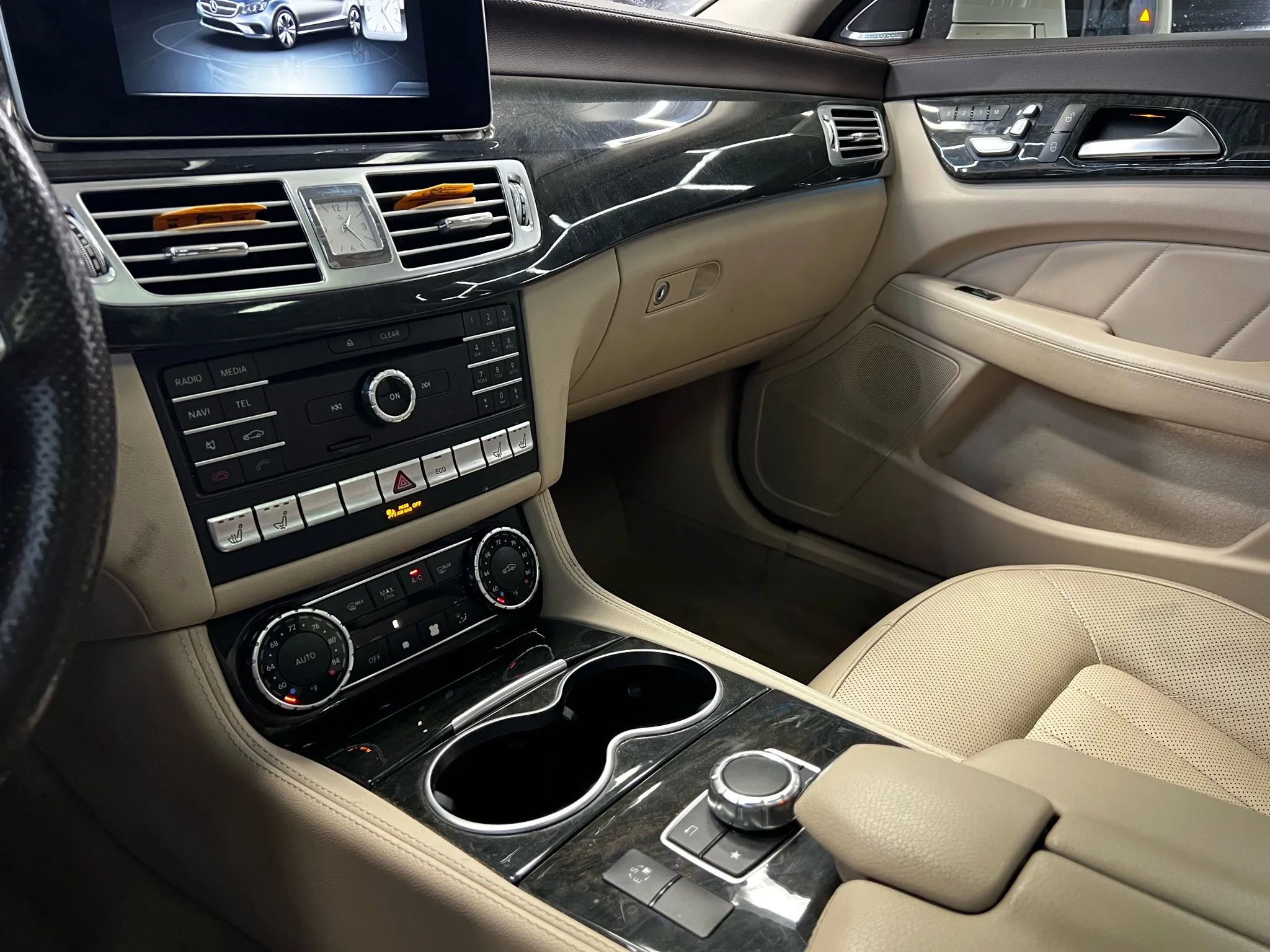 Used 2016 Mercedes-Benz CLS 400 image 11