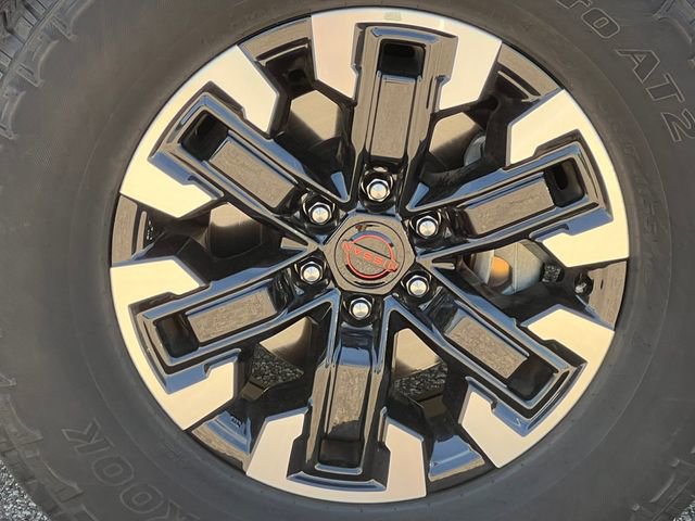 Used 2024 Nissan Frontier PRO-4X w/ Off-Road Protection Package AWD/4WD image 7
