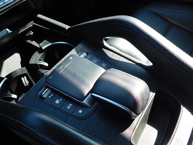 Used 2022 Mercedes-Benz GLE 350 4MATIC image 24