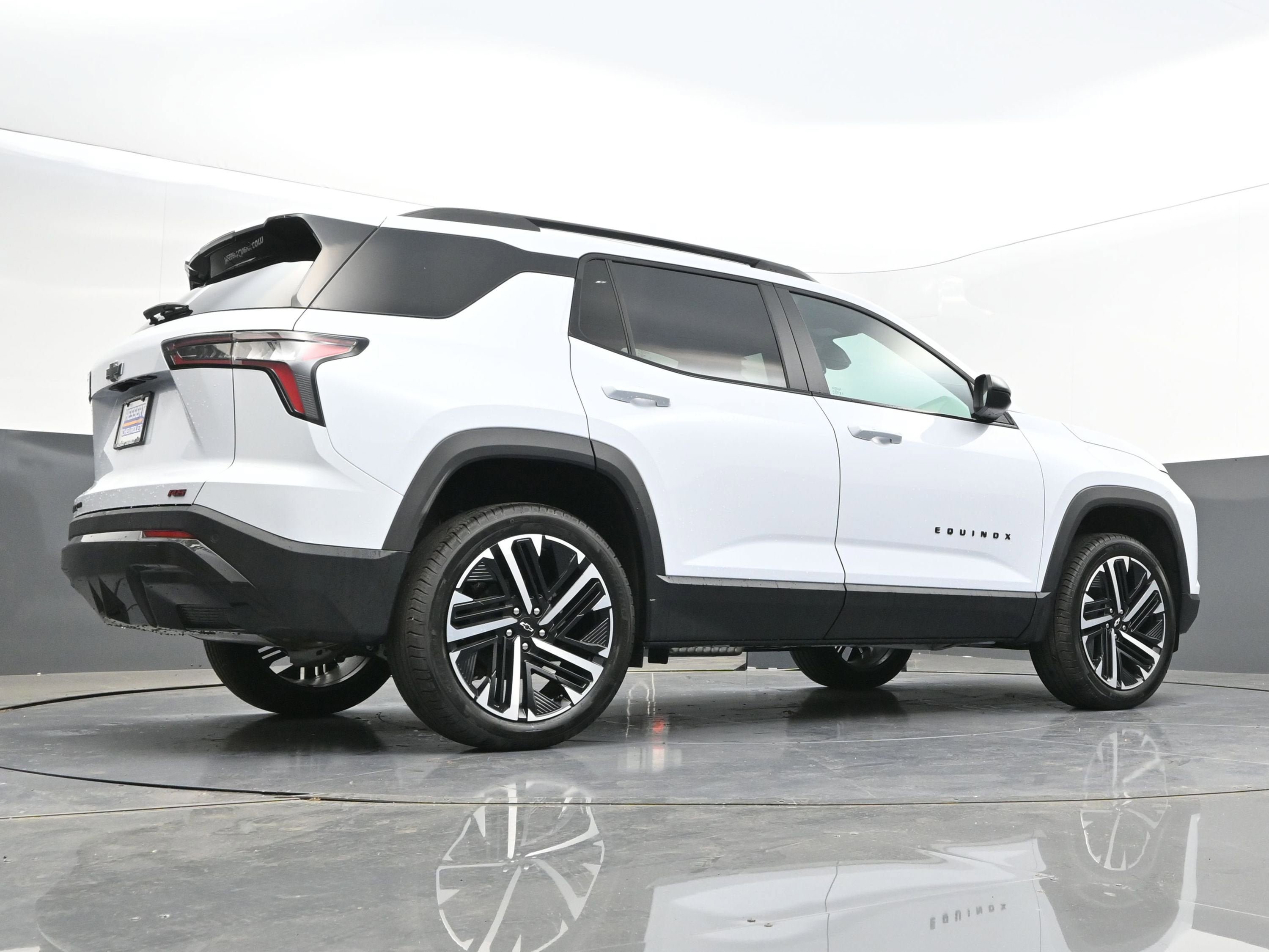 New 2026 Chevrolet Equinox RS AWD/4WD image 46