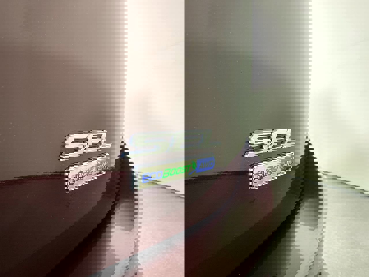 Used 2018 Ford Edge SEL w/ Equipment Group 201A image 12