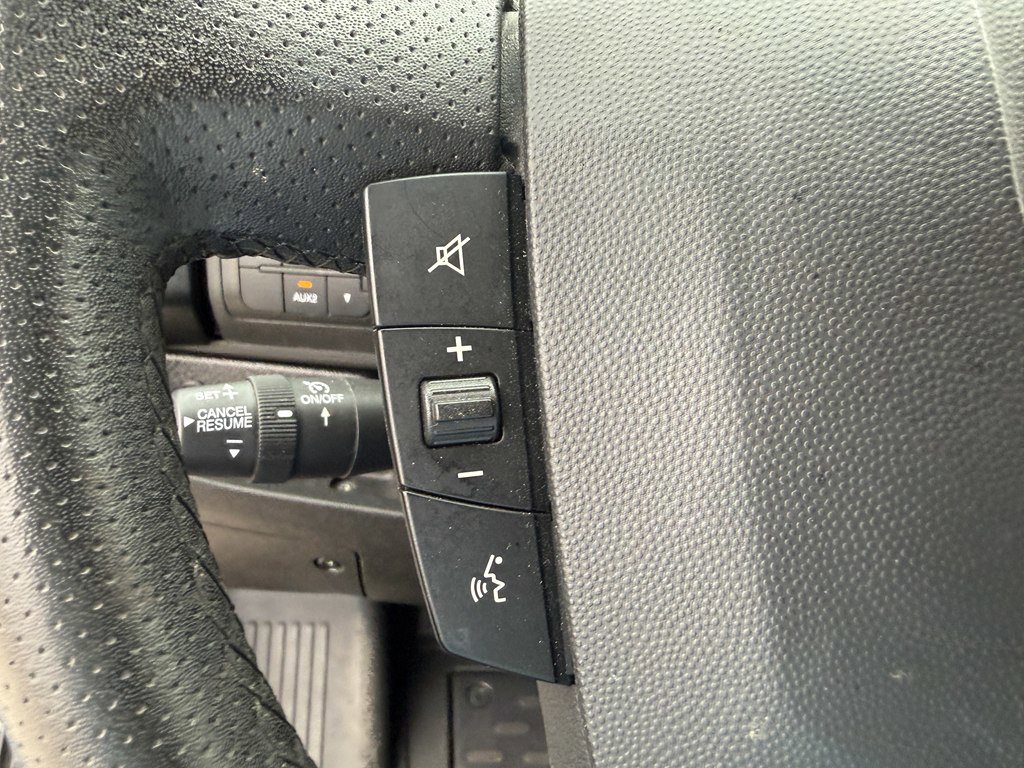 Used 2021 RAM ProMaster 2500 w/ Premium Appearance Group FWD image 14