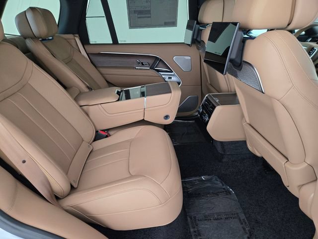New 2026 Land Rover Range Rover Long Wheelbase Autobiography AWD/4WD image 18