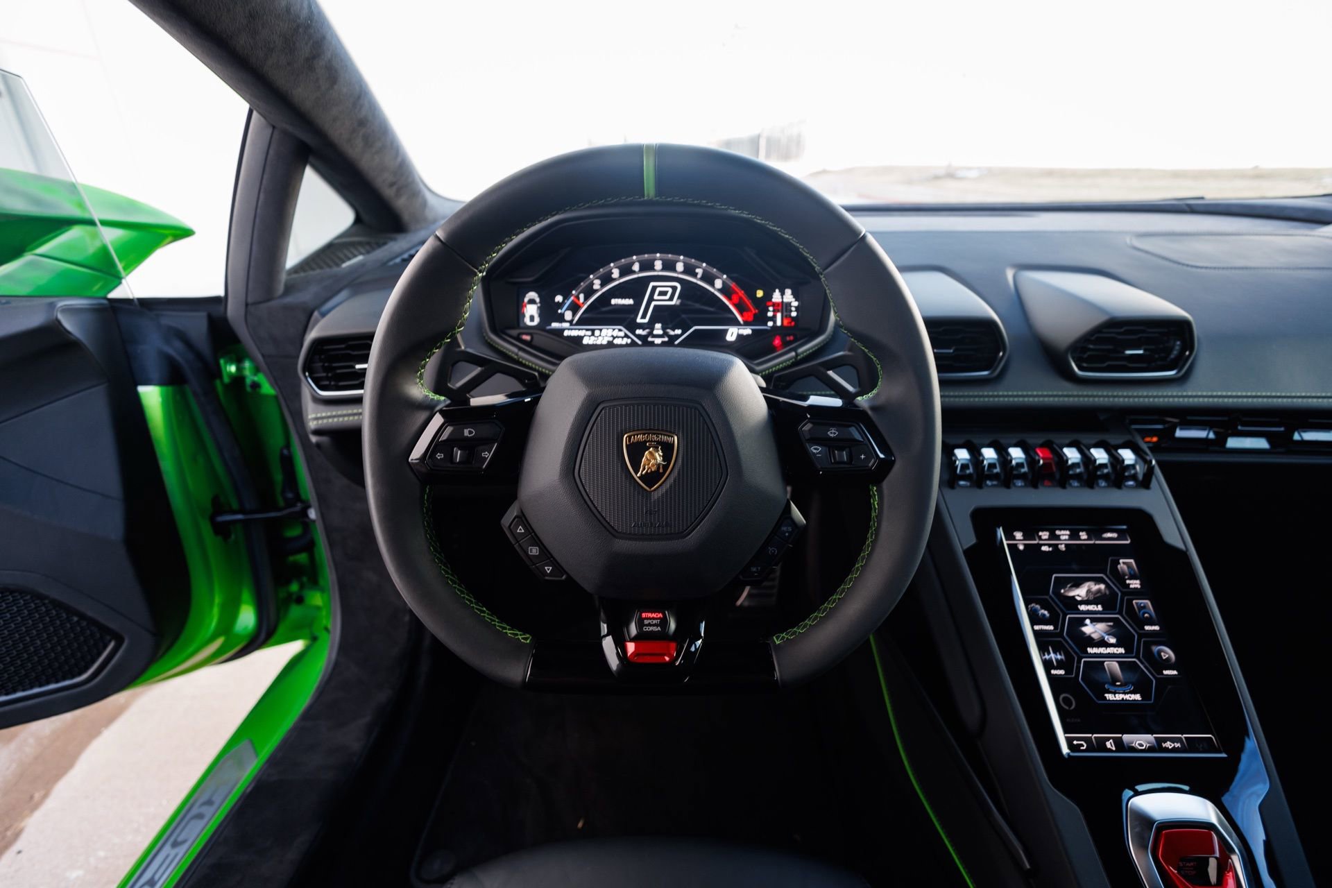 Used 2023 Lamborghini Huracan Tecnica image 30