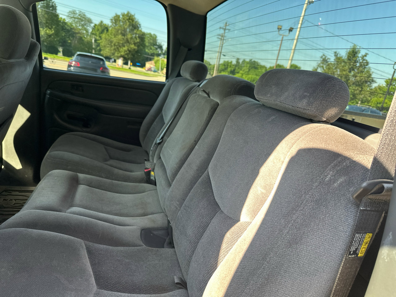 Used 2004 GMC Sierra 3500 SLE w/ Heavy-Duty Power Package image 24