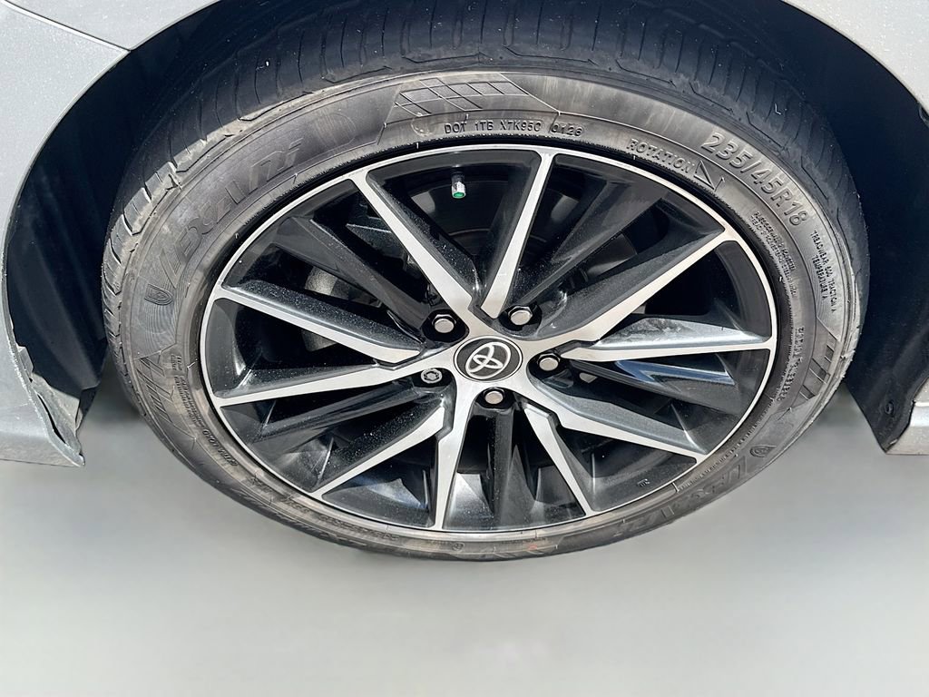 Used 2024 Toyota Camry SE FWD image 25