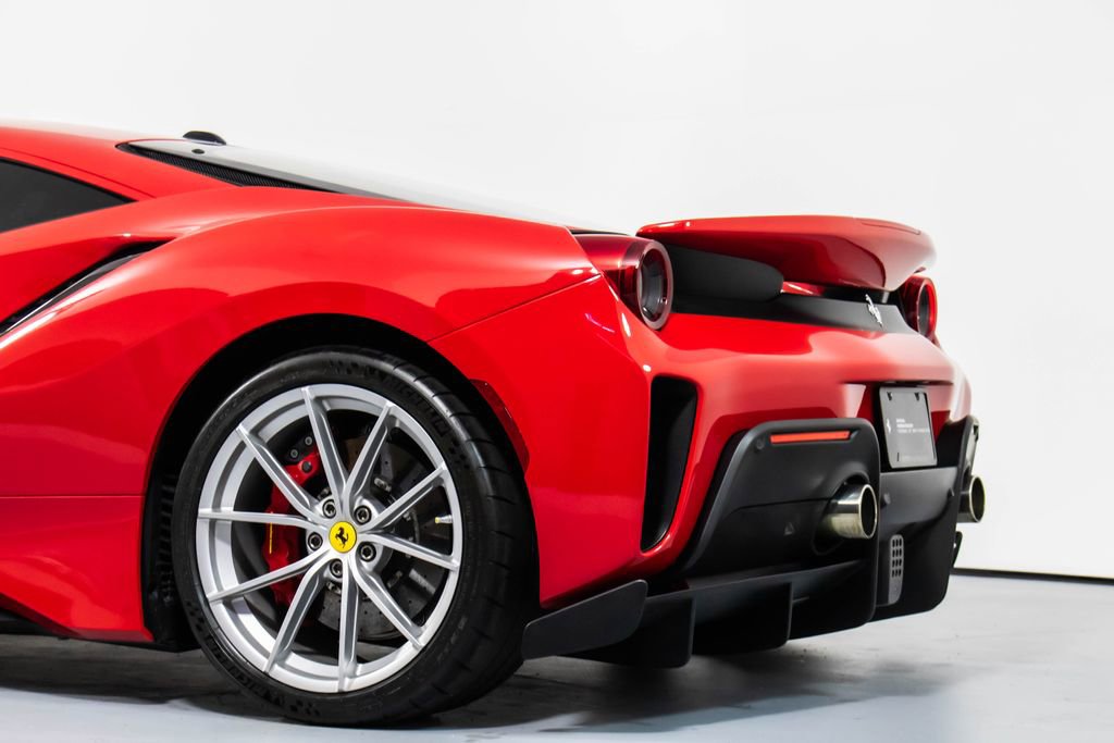 Used 2019 Ferrari 488 Pista Coupe image 24
