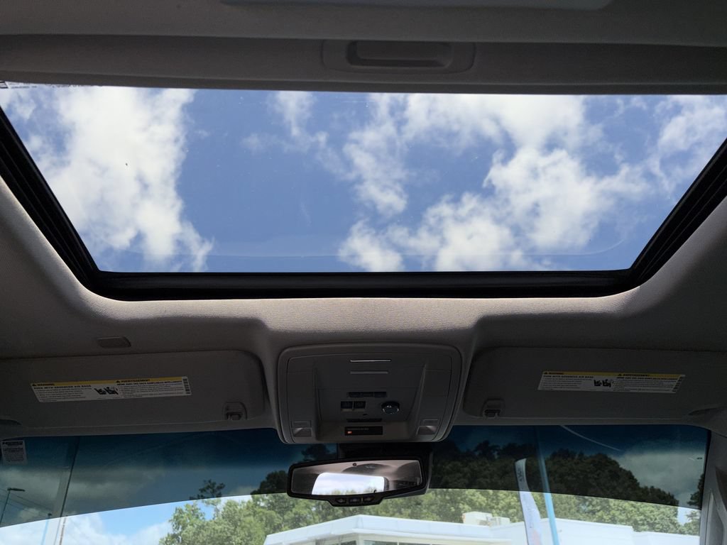 Used 2018 Chevrolet Tahoe Premier RWD image 4