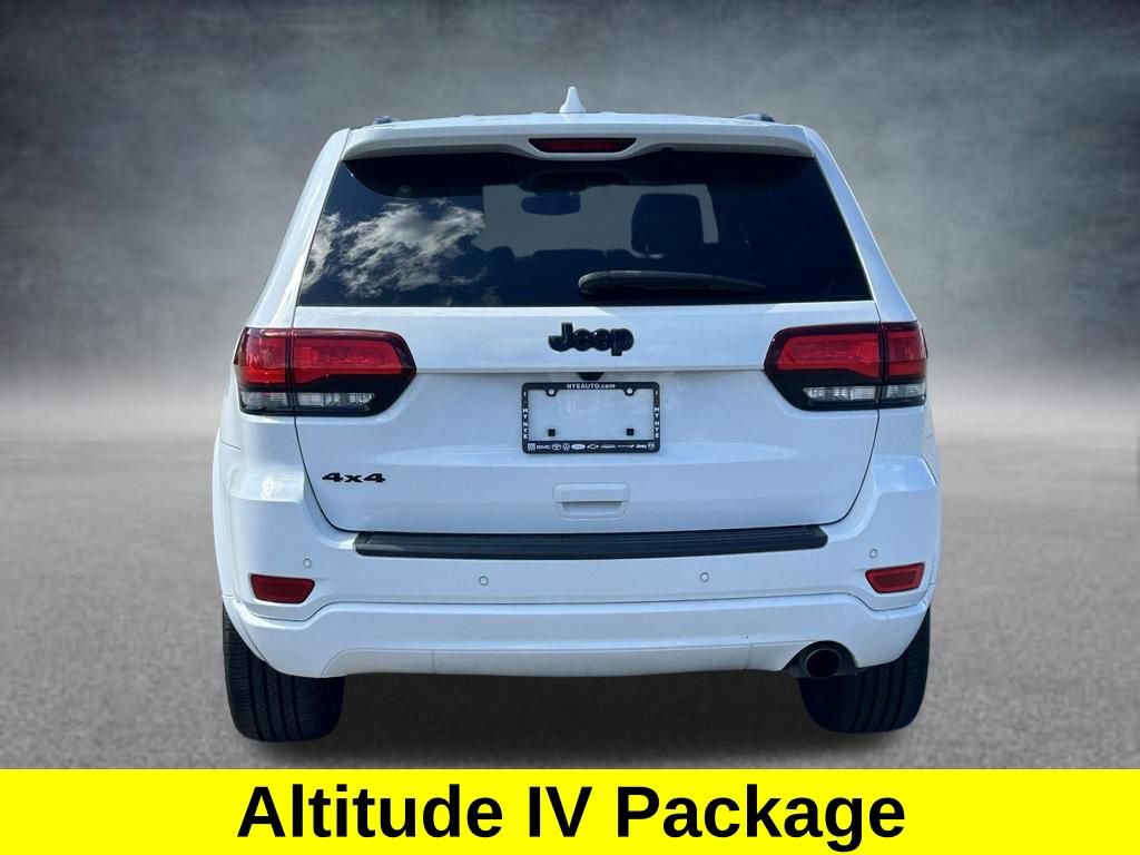 Used 2019 Jeep Grand Cherokee Altitude AWD/4WD image 4