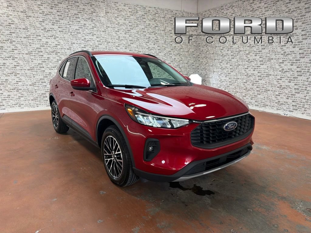 Used 2025 Ford Escape SE