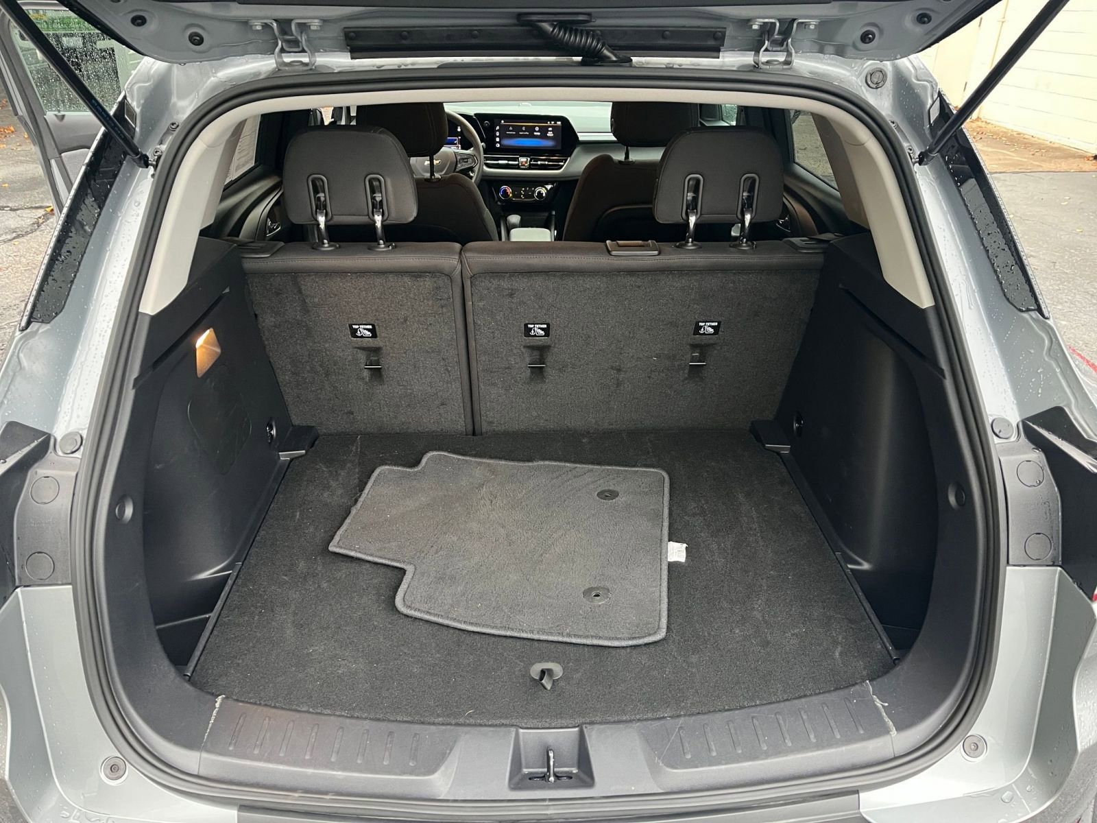 Used 2025 Chevrolet TrailBlazer LT image 27