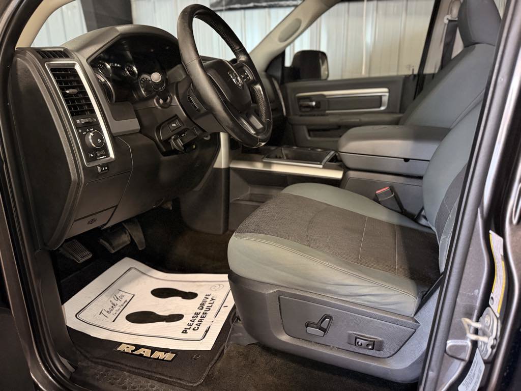 Used 2015 RAM 3500 Lone Star AWD/4WD image 23