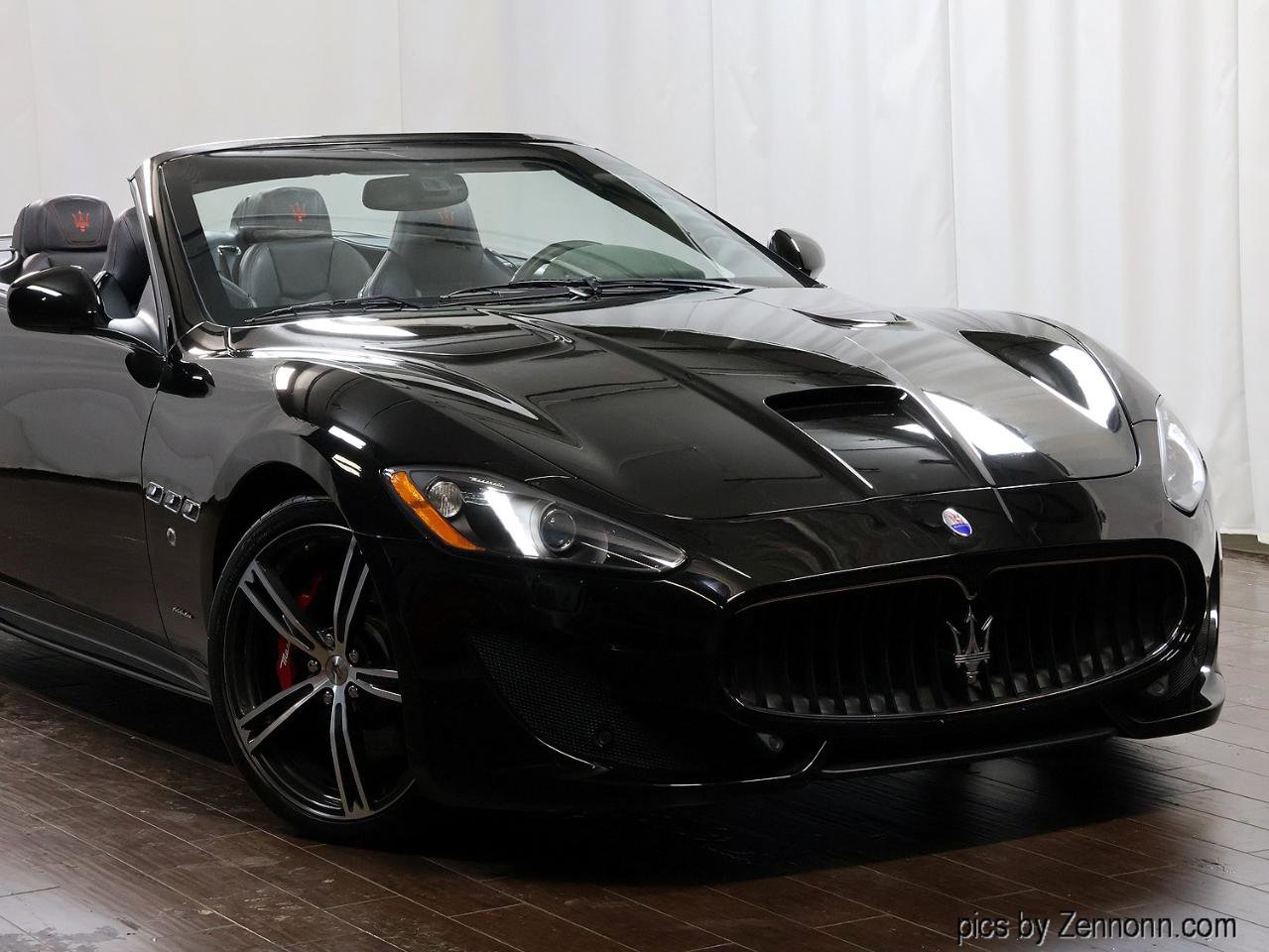 Used 2015 Maserati GranTurismo Sport RWD image 2