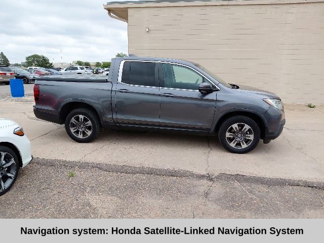 Used 2017 Honda Ridgeline RTL-T image 3