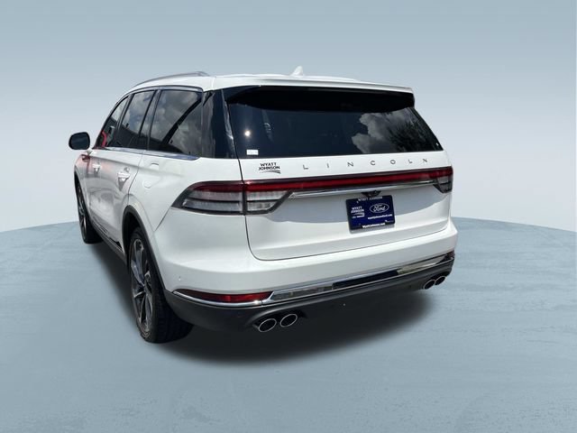 Used 2023 Lincoln Aviator Reserve w/ Equipment Group 201A AWD/4WD image 6
