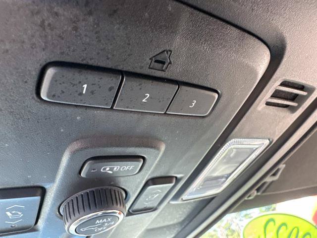 Used 2022 GMC Yukon Denali AWD/4WD image 21
