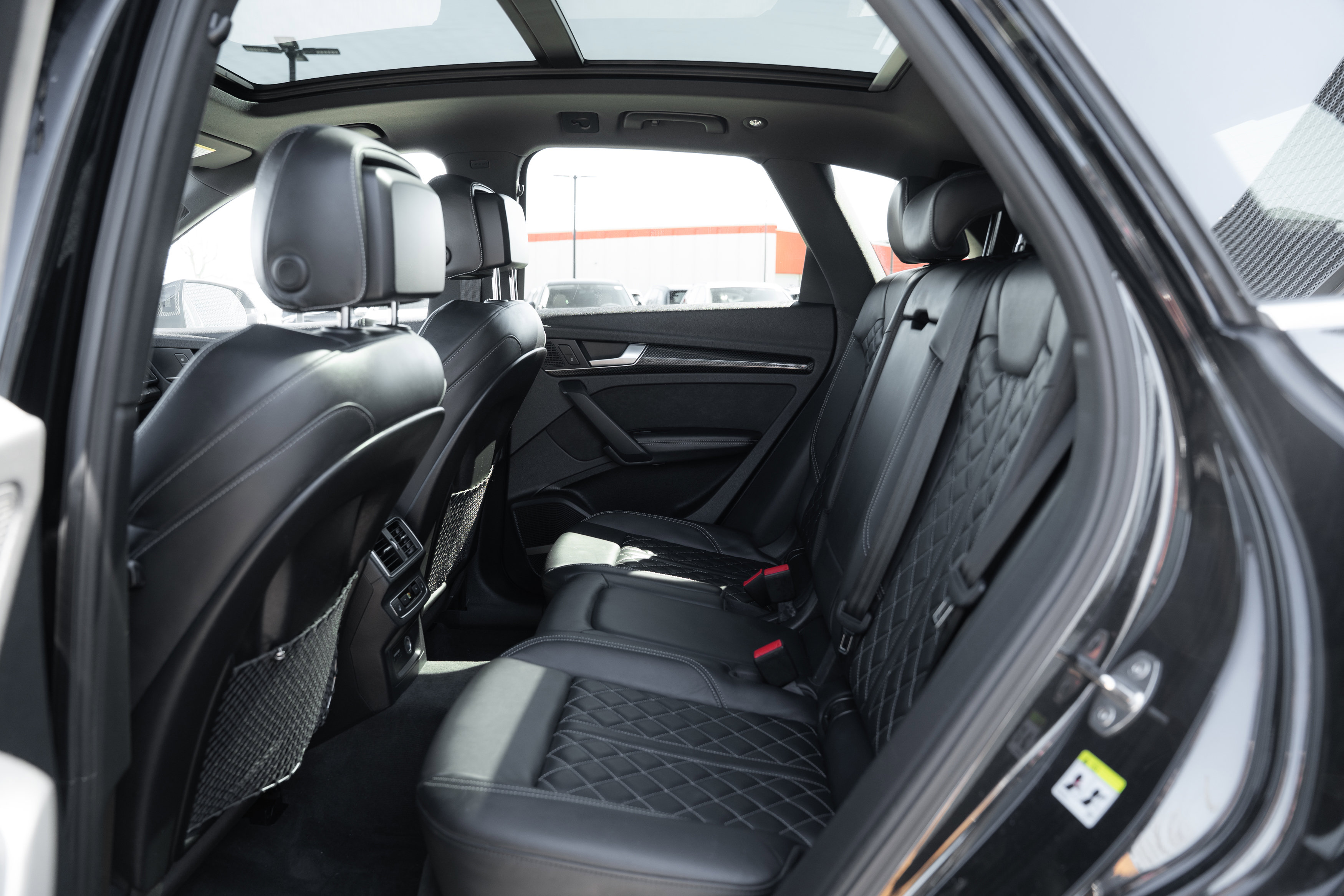 Used 2019 Audi SQ5 Prestige image 28