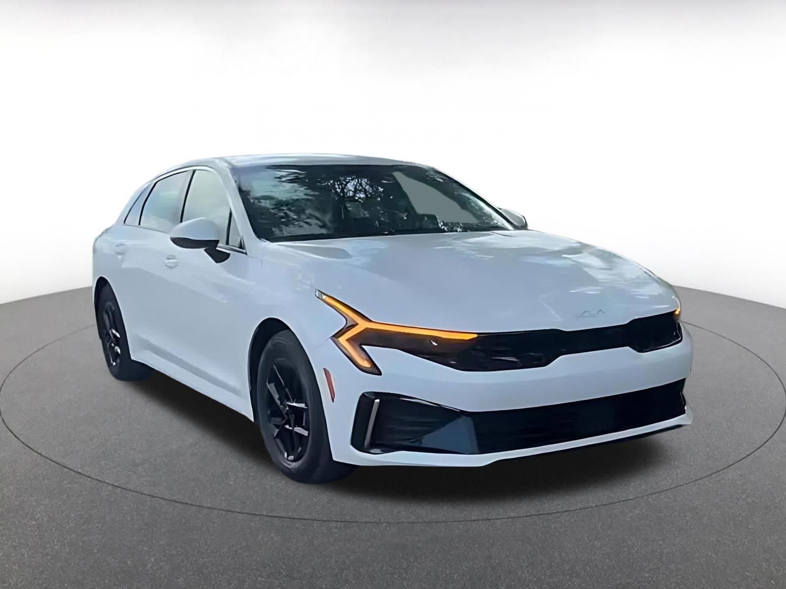 Used 2025 Kia K5 LXS FWD video 2