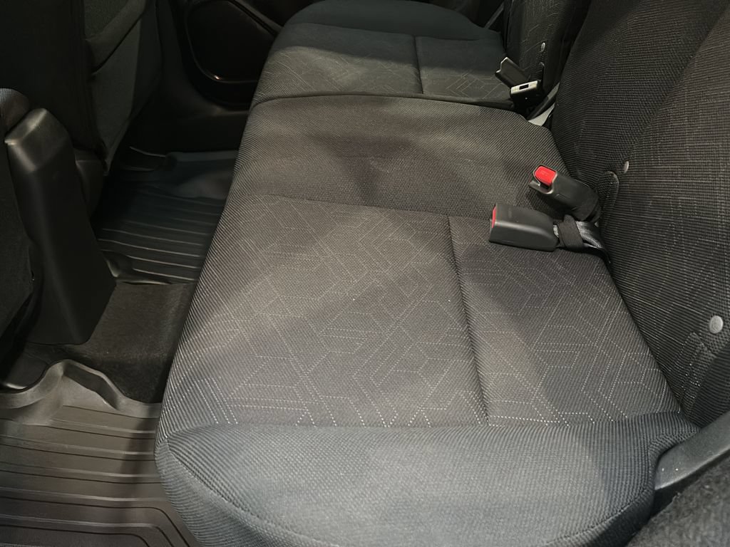 Used 2015 Honda Fit EX image 17