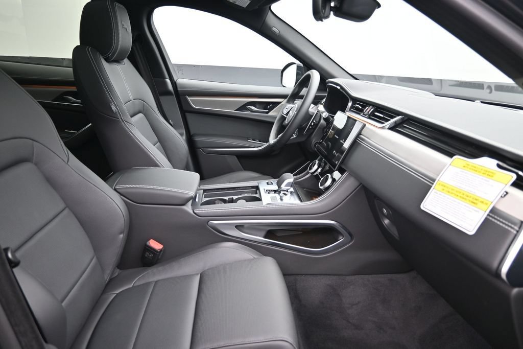 New 2026 Jaguar F-PACE R-Dynamic S AWD/4WD image 5