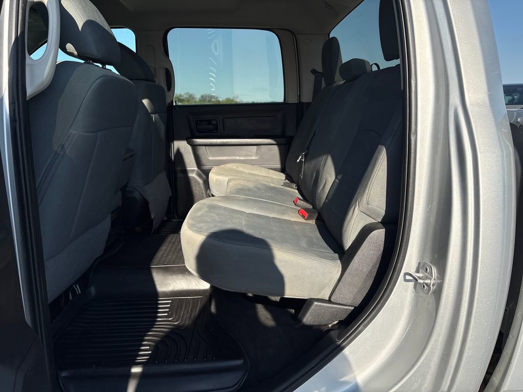Used 2017 RAM 2500 ST AWD/4WD image 31