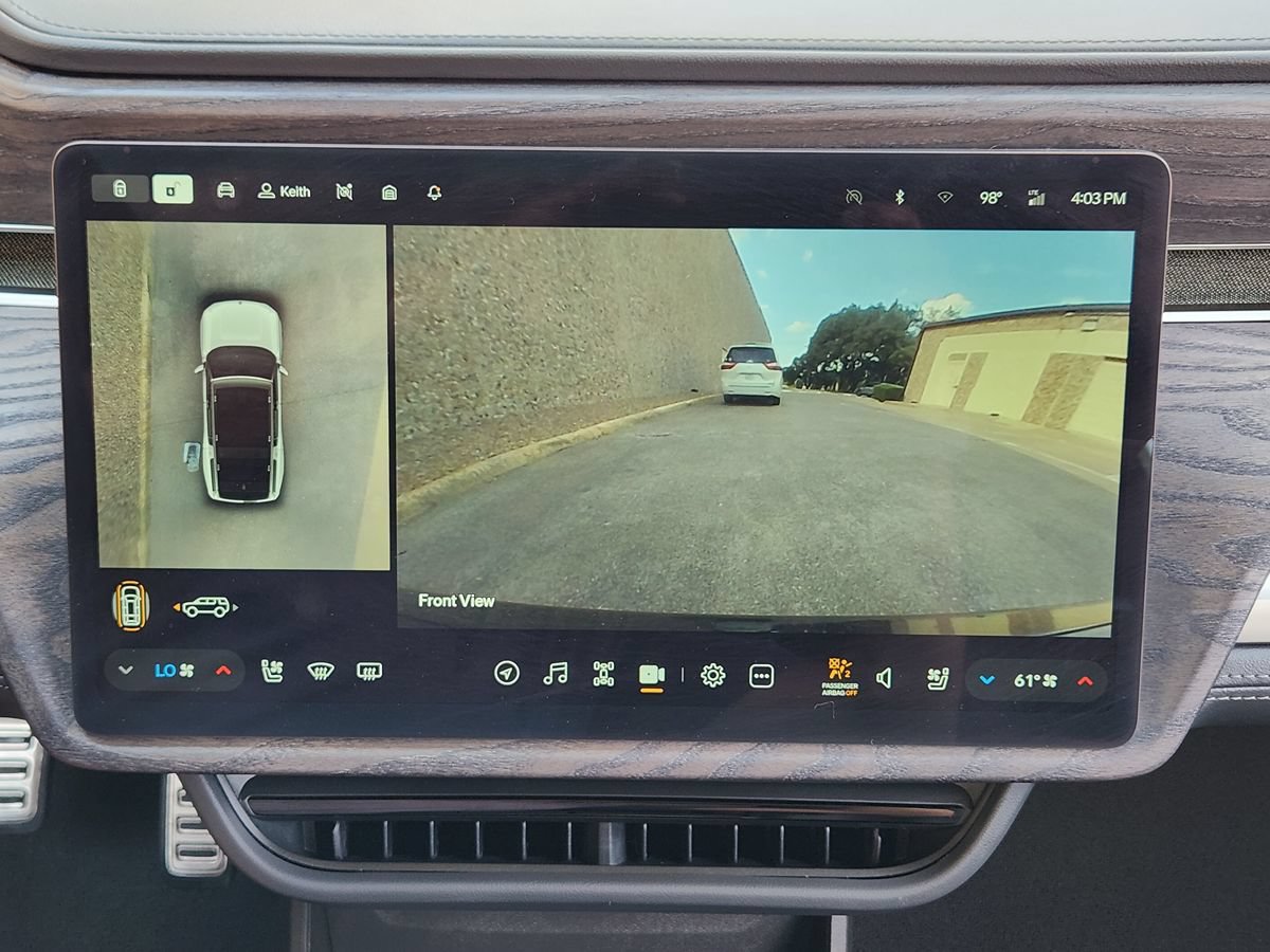 Used 2024 Rivian R1S Adventure Dual AWD/4WD image 37
