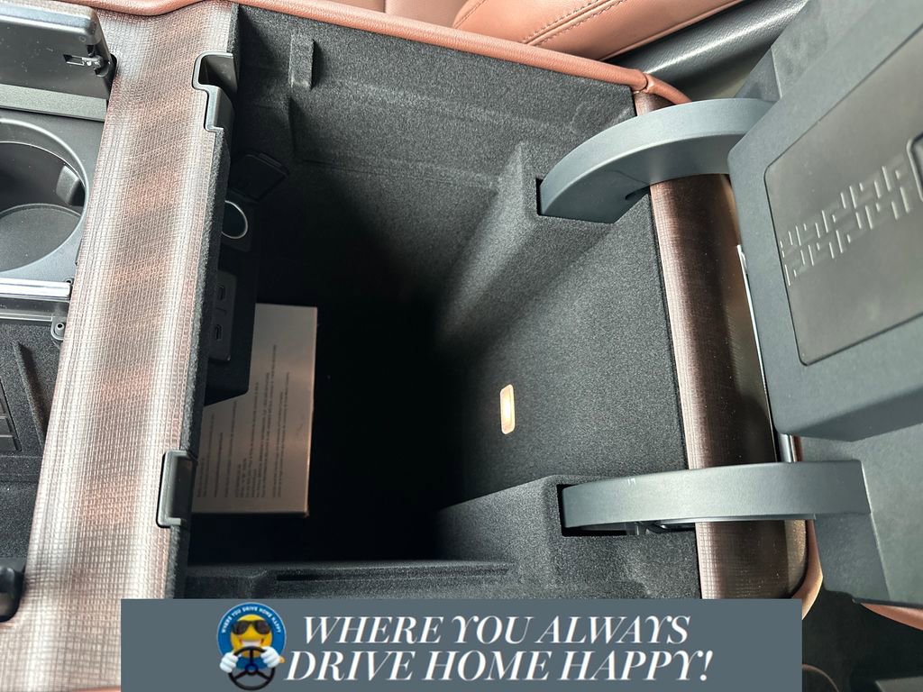 New 2026 Lincoln Navigator Reserve image 16