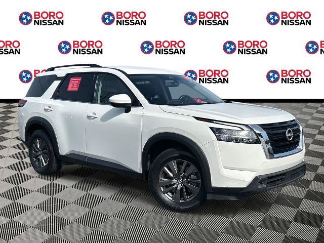 Certified 2022 Nissan Pathfinder SV image 1