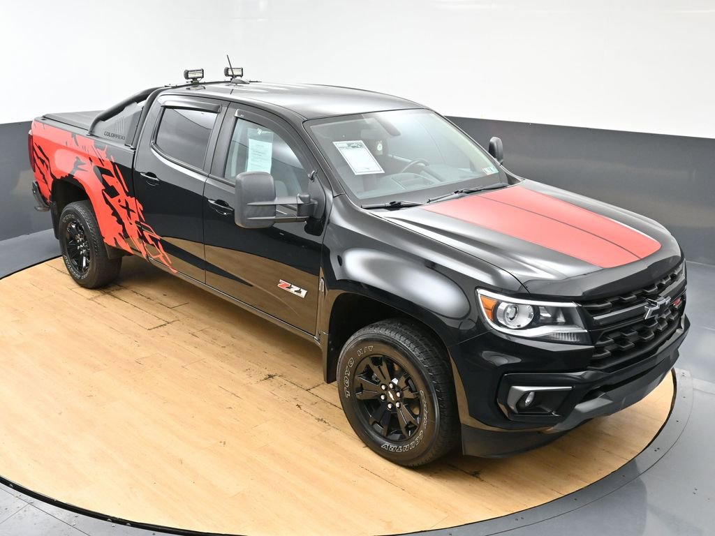 Used 2022 Chevrolet Colorado Z71 w/ Z71 Midnight Edition AWD/4WD image 40