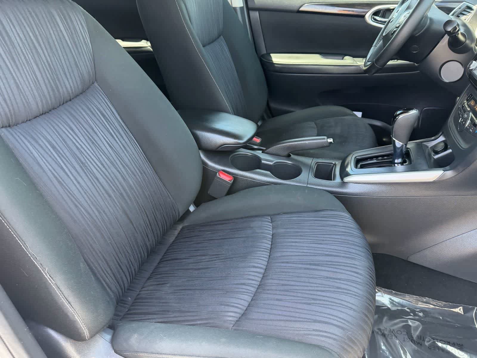 Certified 2019 Nissan Sentra SV FWD image 10