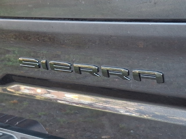 Used 2024 GMC Sierra 1500 AT4 w/ Technology Package AWD/4WD image 31