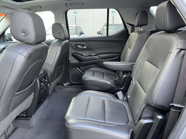 Used 2020 Chevrolet Traverse RS image 11
