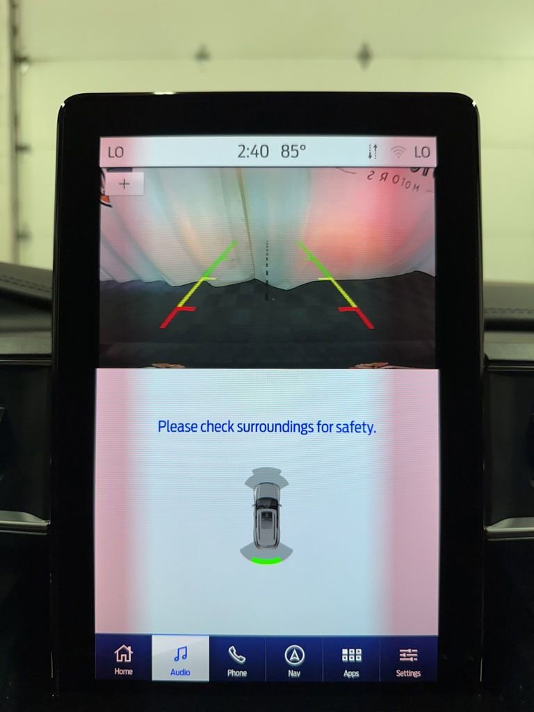 Used 2024 Ford Explorer Platinum w/ Technology Package image 24