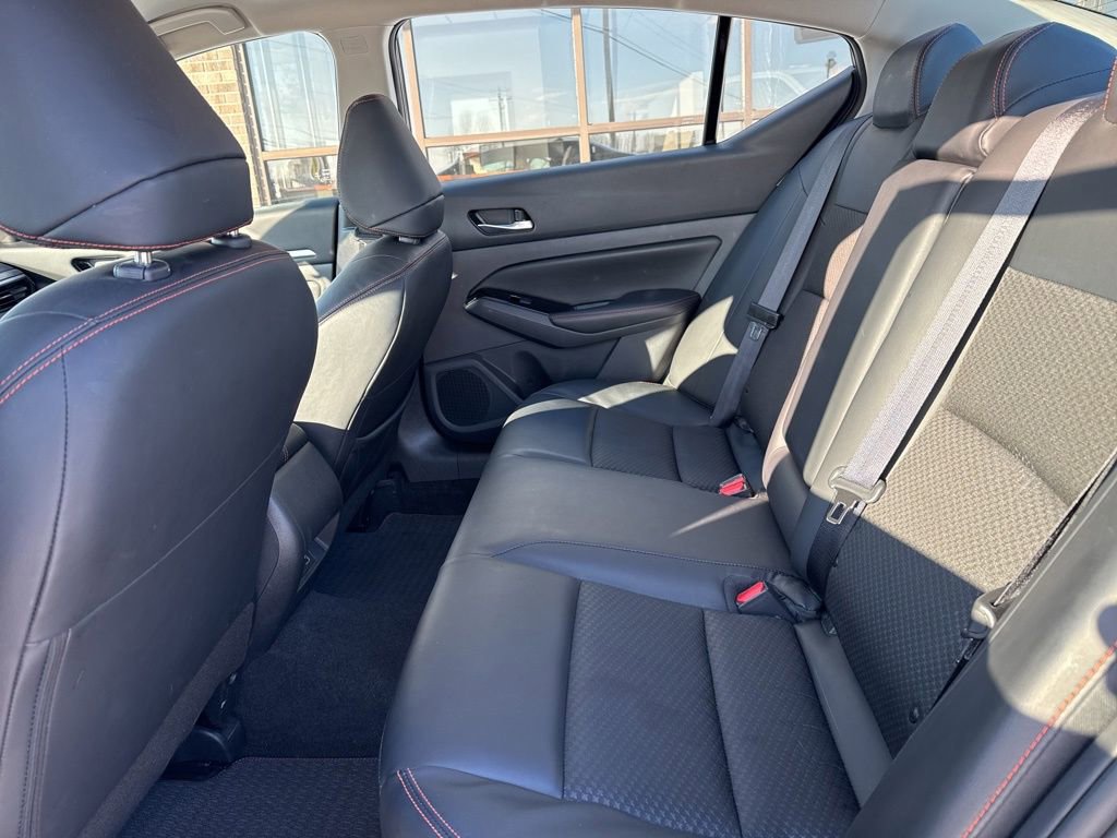 Used 2025 Nissan Altima 2.5 SR image 25