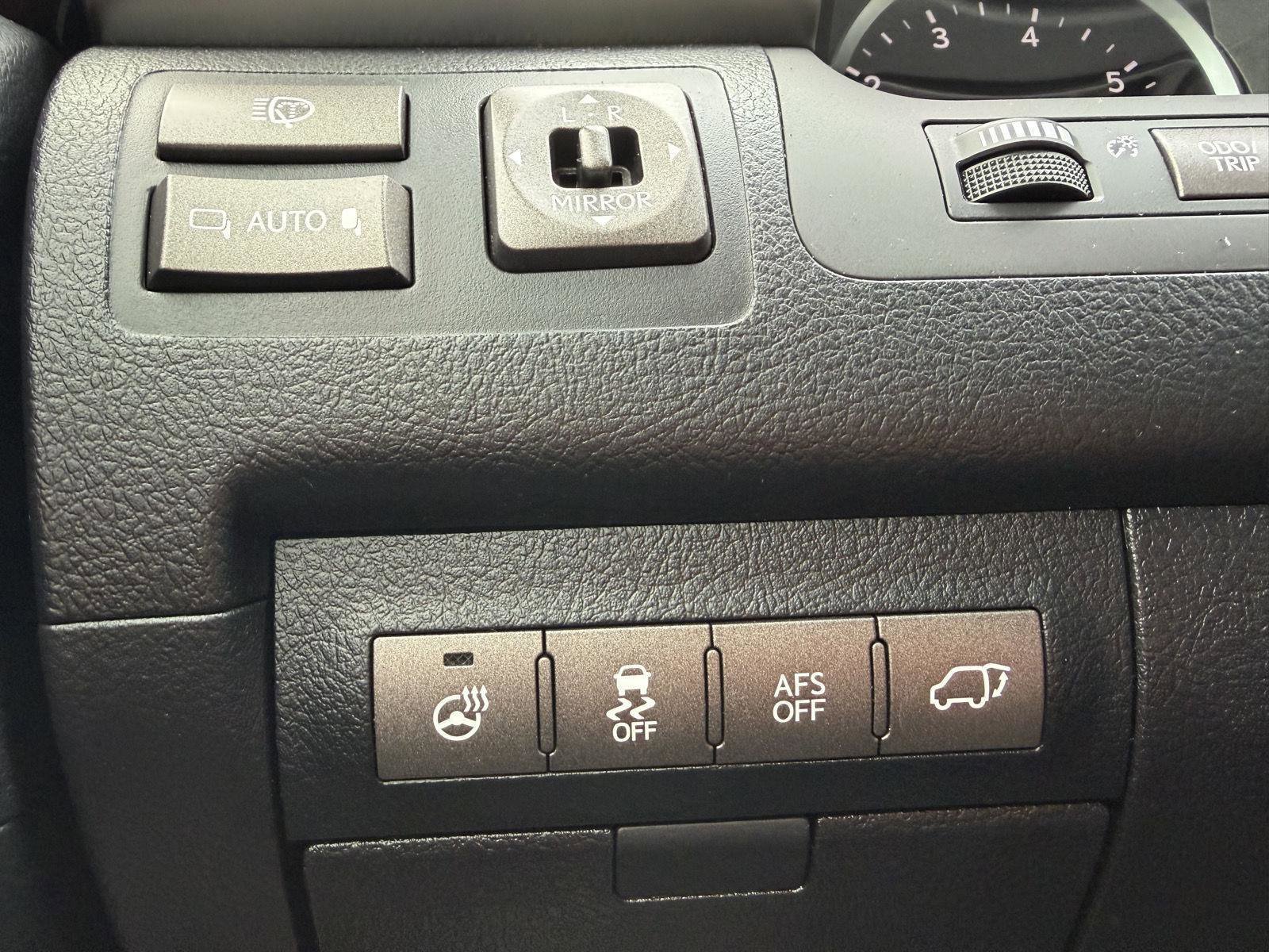 Used 2015 Lexus LX 570 4WD image 14