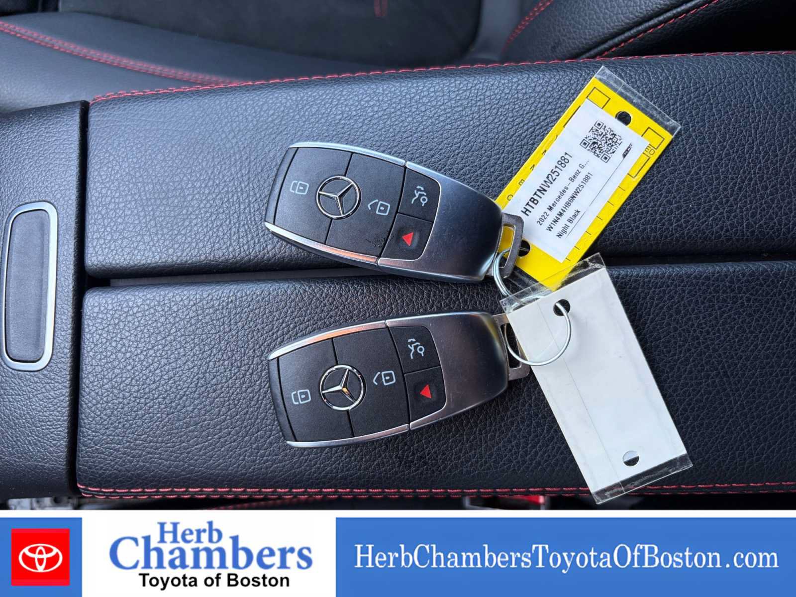Used 2022 Mercedes-Benz GLB 250 4MATIC image 9