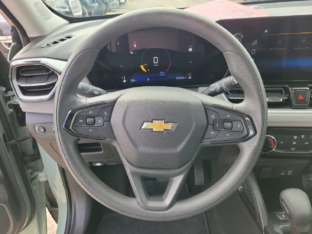 Used 2025 Chevrolet TrailBlazer LT FWD image 9