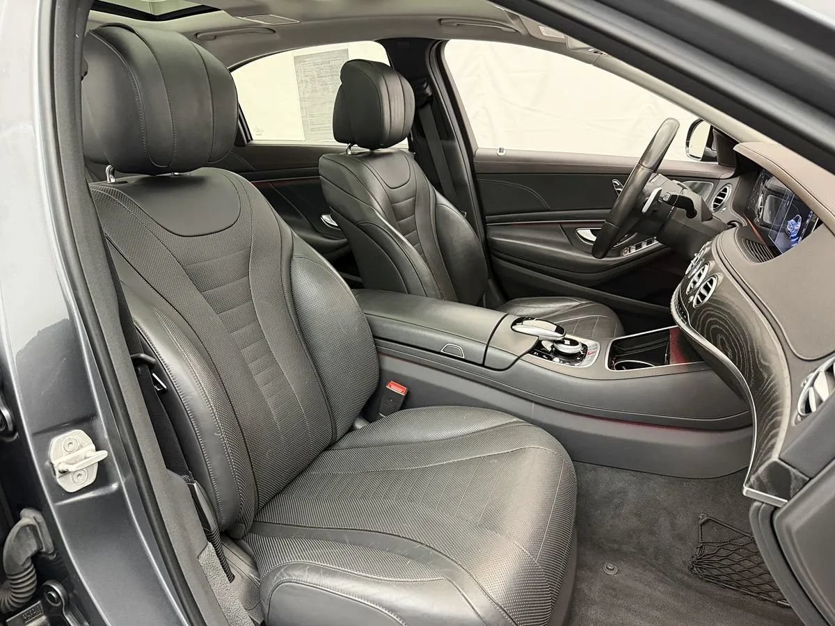 Used 2018 Mercedes-Benz S 560 4MATIC Sedan image 40