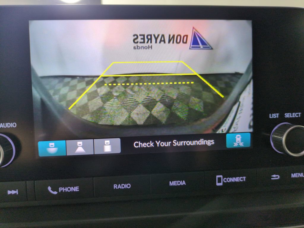 Certified 2025 Honda Pilot Sport image 23
